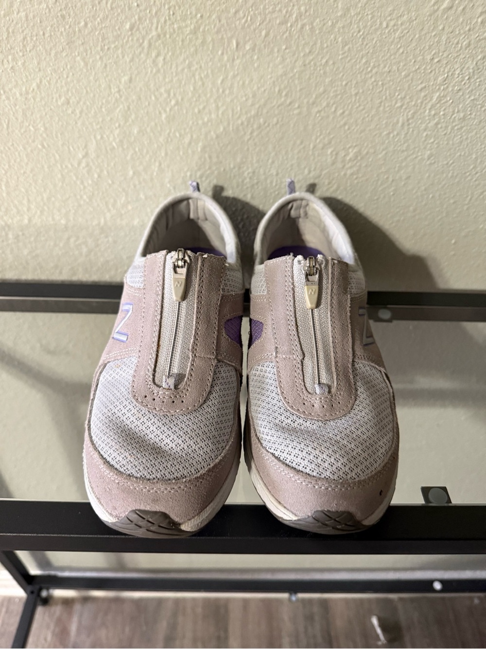 New Balance 565 Women's 7.5 Gray Purple Zip-Up Walking Shoes - Picture 3 of 8